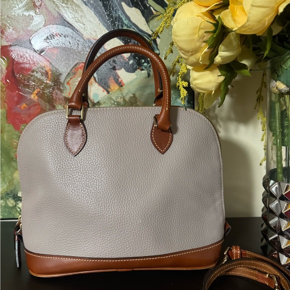 Dooney & Bourke Elegant Two-Tone Leather Handbag / NWOT - Picture 7 of 9